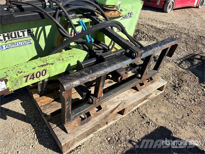 Schulte 7400 72 in Skid Steer Snowblower Snežne freze