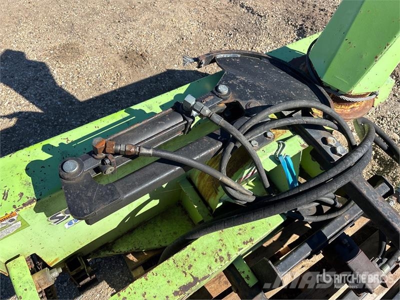 Schulte 7400 72 in Skid Steer Snowblower Snežne freze