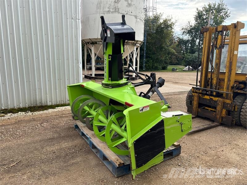Schulte 8 ft 6 in 3-Point Snow Blower Spazzaneve