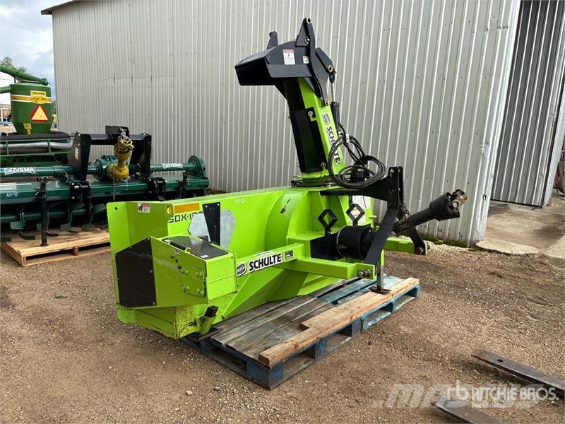 Schulte 8 ft 6 in 3-Point Snow Blower Spazzaneve