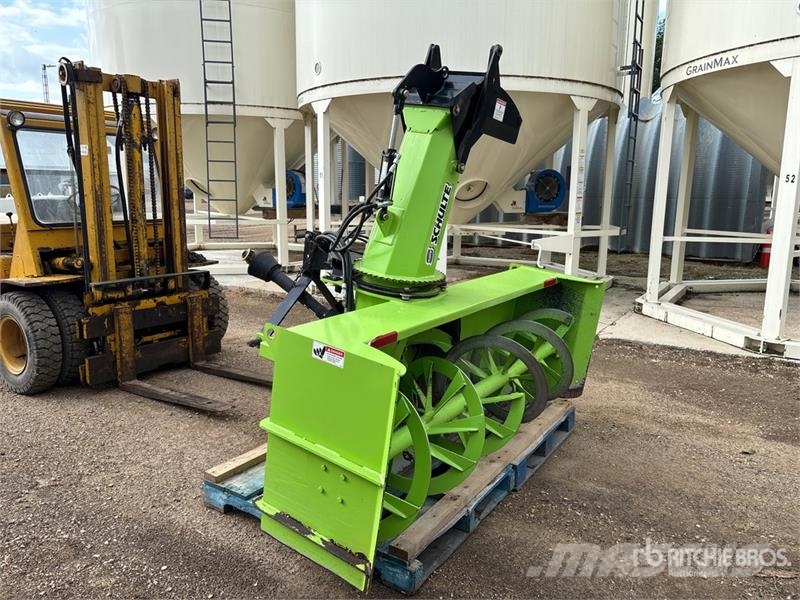 Schulte 8 ft 6 in 3-Point Snow Blower Spazzaneve