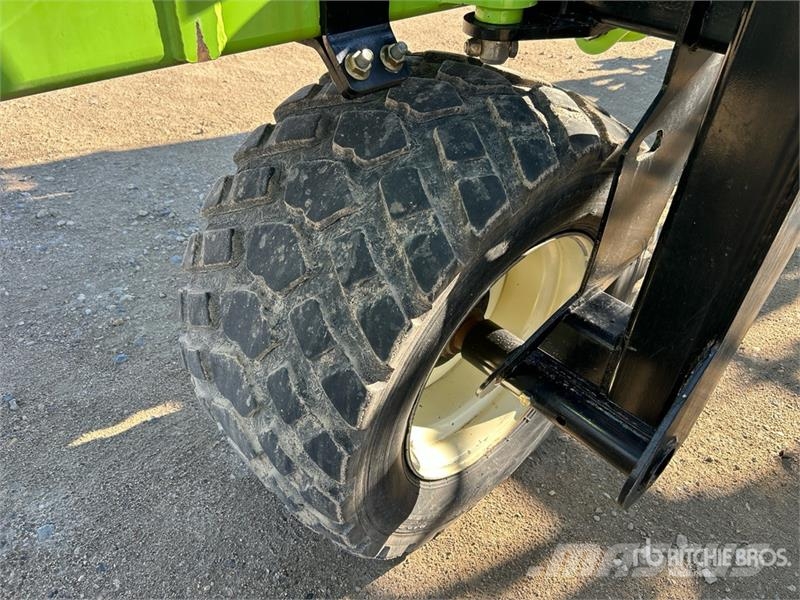 Schulte DHX-600 60 ft Disc Harrow Gradas de discos
