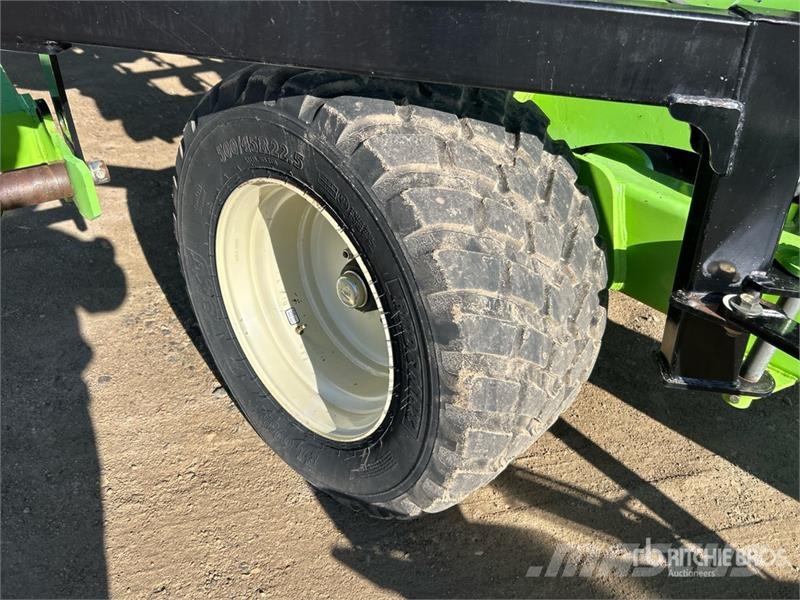 Schulte DHX-600 60 ft Disc Harrow Gradas de discos