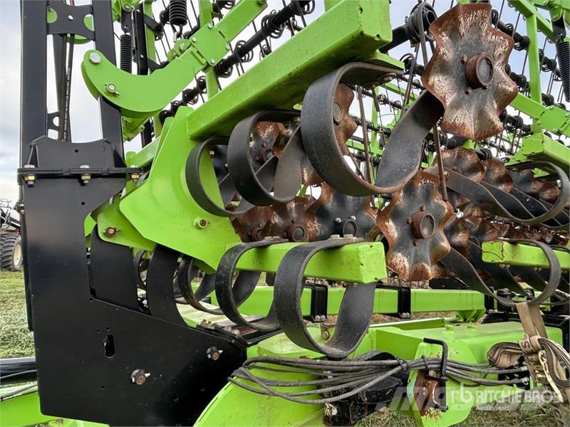 Schulte DHX-600 Soilstar 60 ft Disc Harrow Tallerkenharver