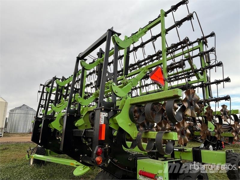 Schulte DHX-600 Soilstar 60 ft Disc Harrow Tallerkenharver