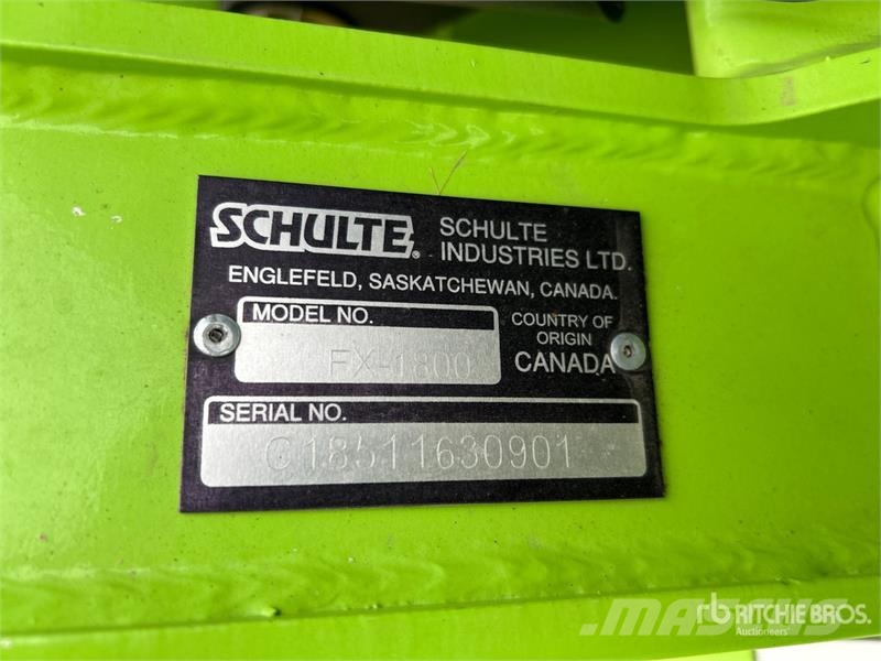 Schulte FX1800 15 ft Flex Wing Rotary Cutter 茎切断機