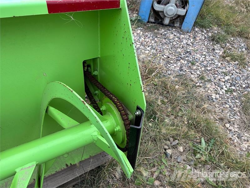 Schulte SDX840 7 ft 3-Point Snow Blower Sneeuwblazers