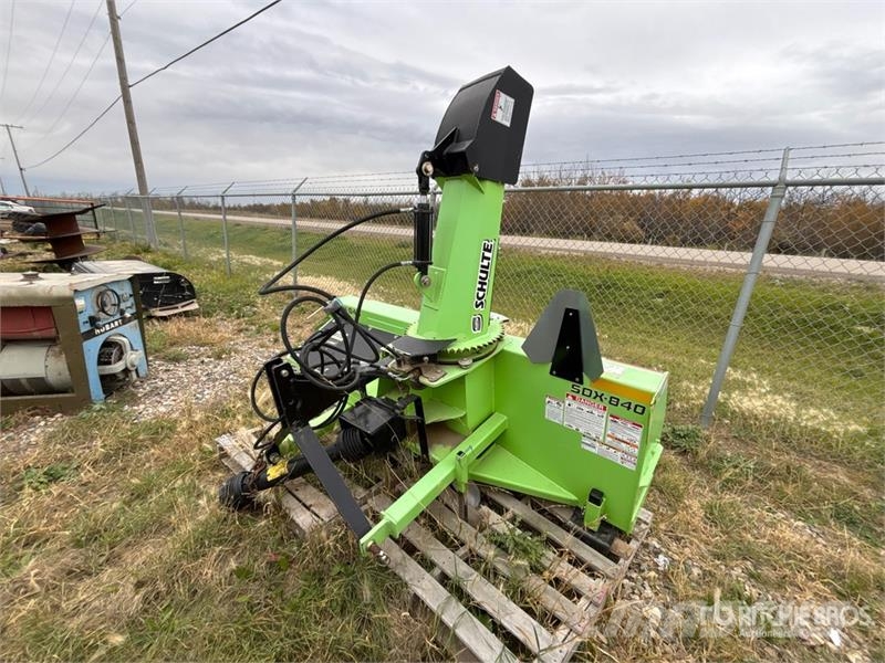 Schulte SDX840 7 ft 3-Point Snow Blower Sneeuwblazers