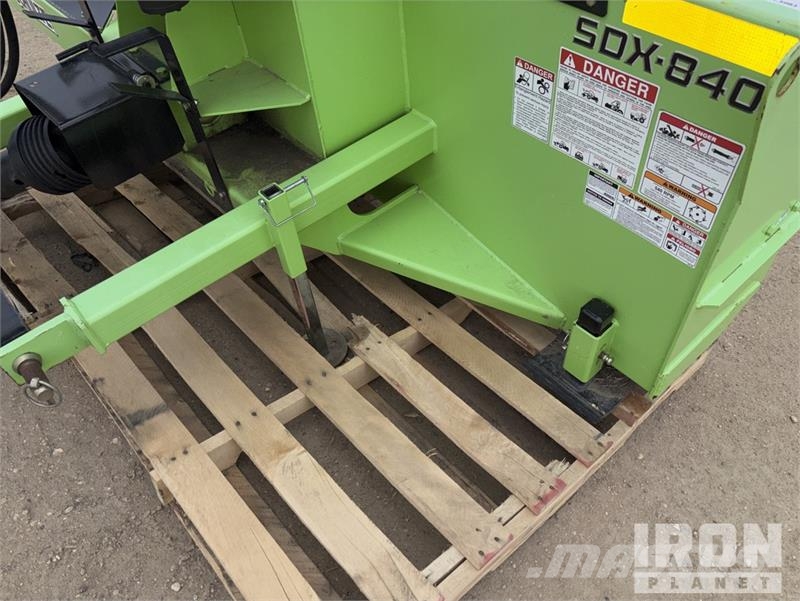 Schulte SDX840 7 ft Snow Blower Снегохвъргачки
