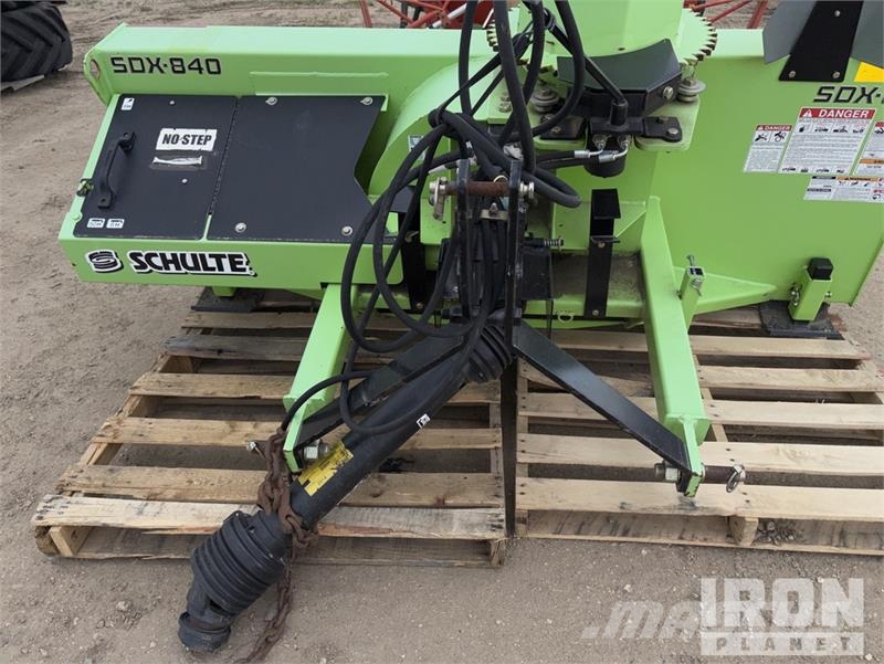 Schulte SDX840 7 ft Snow Blower Снегохвъргачки