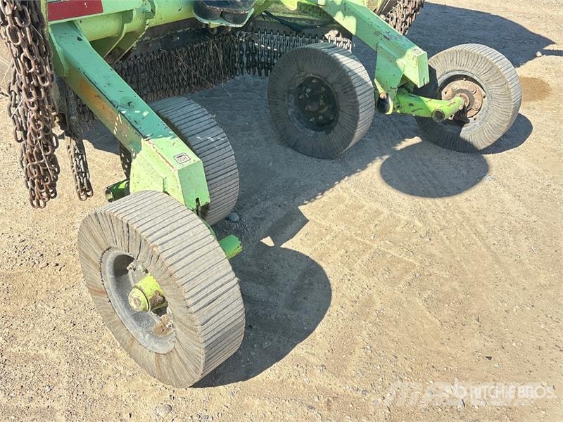 Schulte XH1500 Series 3 15 ft Flex Wing Rotary Cutter Arrancadores de Batatas
