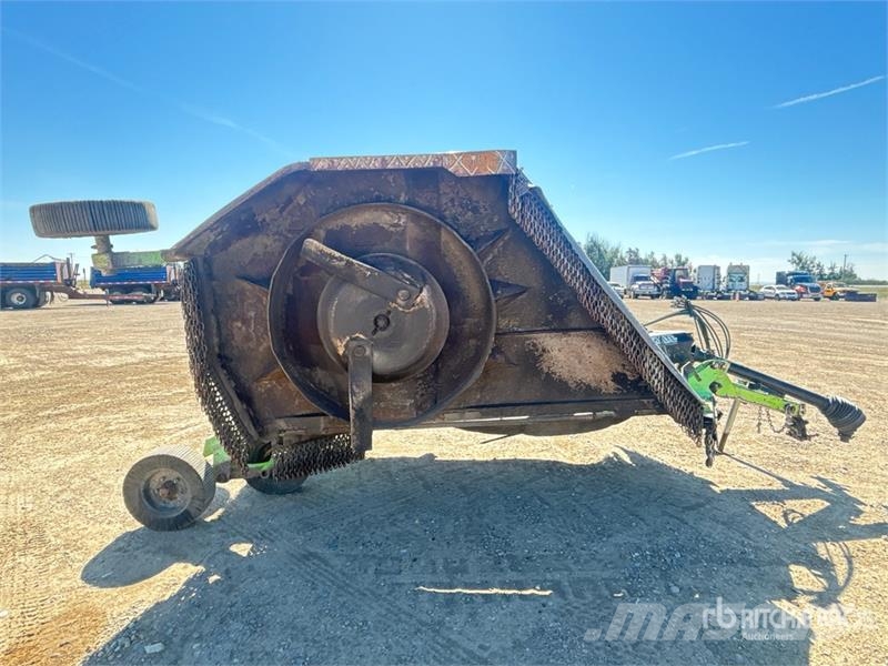 Schulte XH1500 Series 3 15 ft Flex Wing Rotary Cutter Arrancadores de Batatas