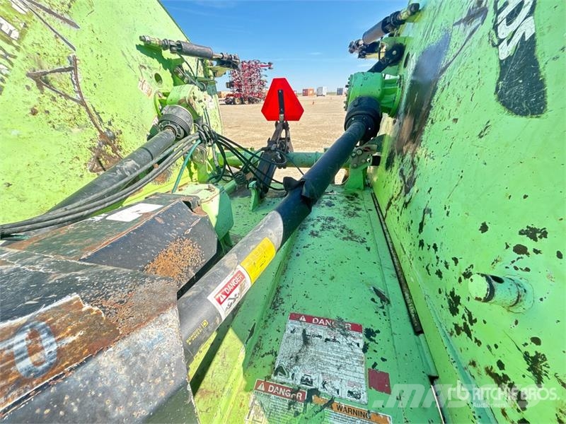 Schulte XH1500 Series 3 15 ft Flex Wing Rotary Cutter معدات جز نباتات البطاطس المتيبسة