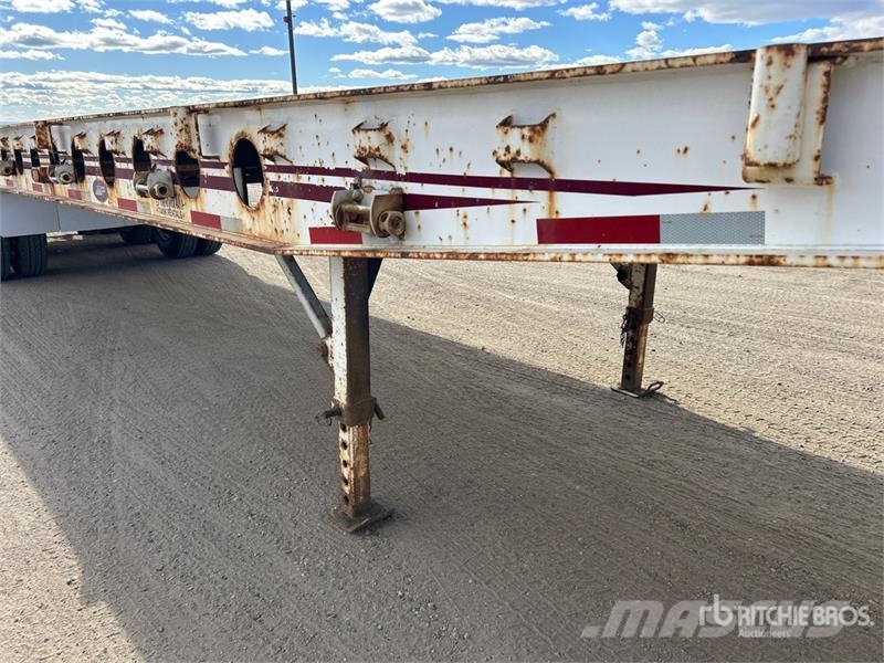 Scona 48 ft Tri/A Flatbed Oilfield Trailer Processing Equipment