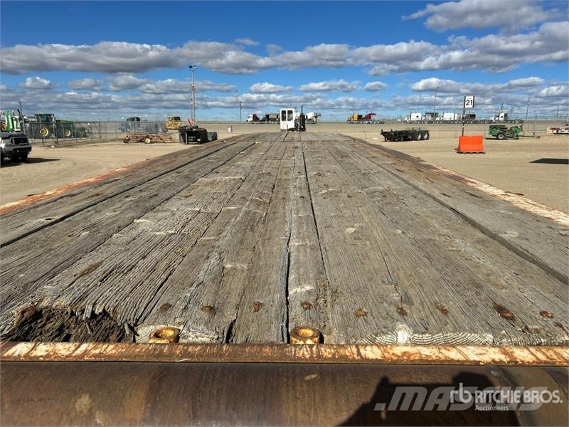 Scona 48 ft Tri/A Flatbed Oilfield Trailer Processing Equipment
