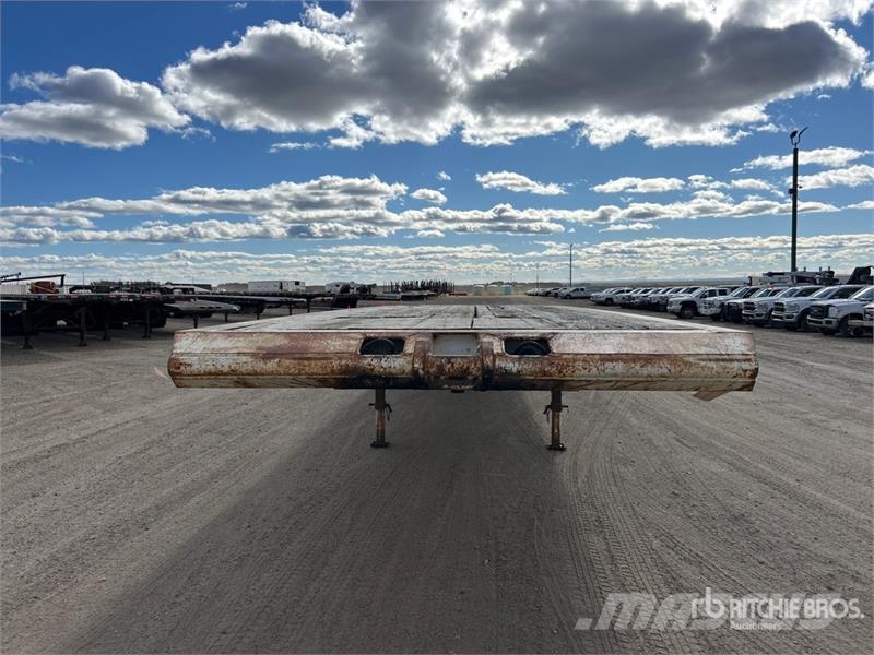 Scona 48 ft Tri/A Flatbed Oilfield Trailer Processing Equipment