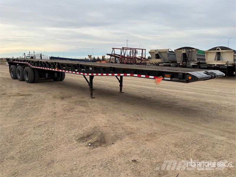 Scona 49 ft Tri/A Flatbed Oilfield Trailer Processing Equipment