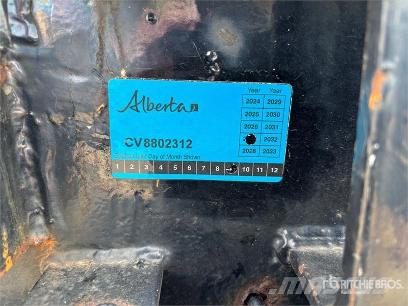Scona 49 ft Tri/A Flatbed Oilfield Trailer Processing Equipment