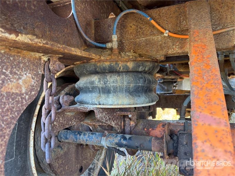  Scona 50 ft Tri/A Flatbed 50 Ton Oilfield Trailer  Verarbeitungsgeräte