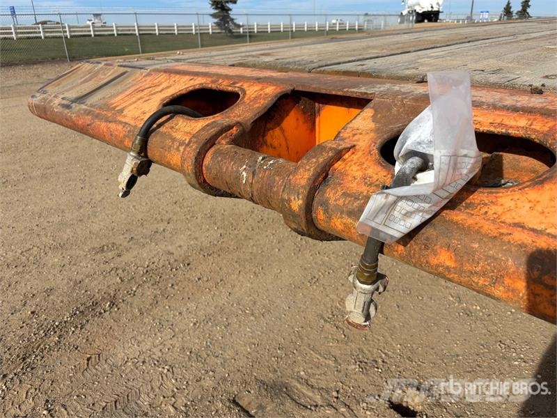 Scona 50 ft Tri/A Flatbed Oilfield Trailer Processing Equipment