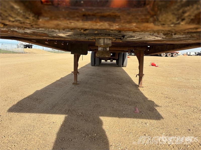 Scona 50 ft Tri/A Flatbed Oilfield Trailer Processing Equipment