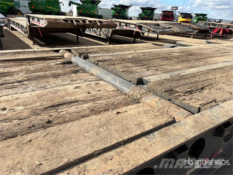 Scona 52 ft Tri/A Folding Neck Trailer Mélybölcsős