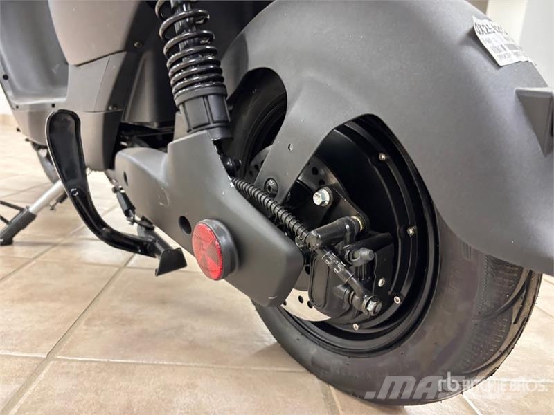 Scooter Квадроциклы