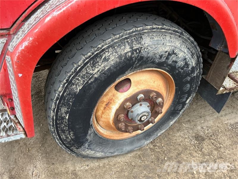 Scot Pierreville 4x2 Fire Truck (Inoperable) Gasilska vozila