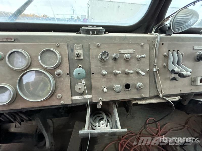 Scot Pierreville 4x2 Fire Truck (Inoperable) Gasilska vozila