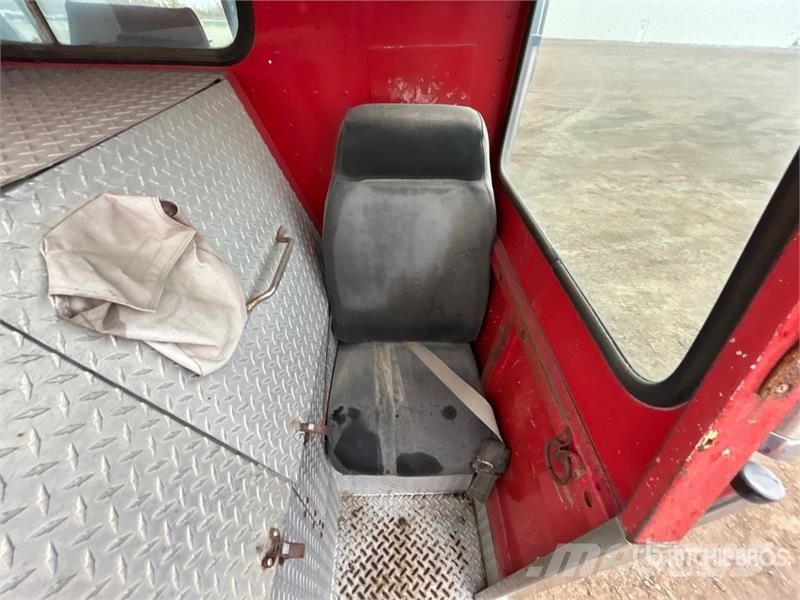 Scot Pierreville 4x2 Fire Truck (Inoperable) Gasilska vozila