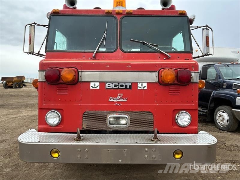 Scot Pierreville 4x2 Fire Truck (Inoperable) Gasilska vozila