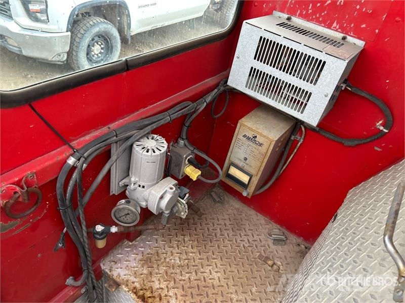 Scot Pierreville 4x2 Fire Truck (Inoperable) Gasilska vozila
