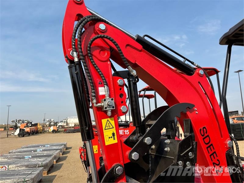 SDEE22-RED Mini Excavator (Unused) Mini Escavadoras <7t