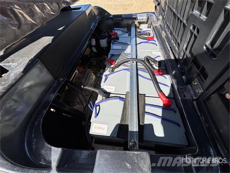  SDLANCH SDLGC80 Electric Golf Cart عربات الجولف