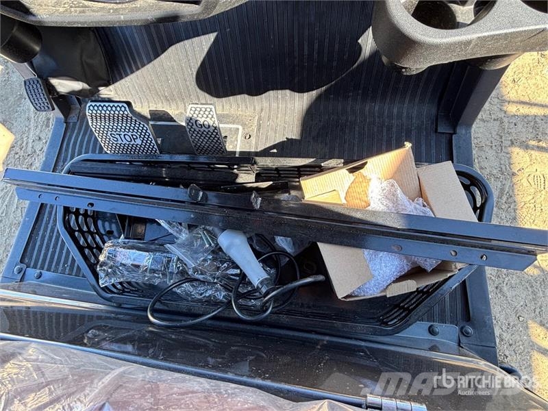  SDLANCH SDLGC80 Electric Golf Cart عربات الجولف