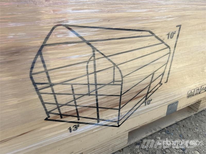 SDLGM1310F 13 ft x 10 ft Livestock Shelter (Unused Overige veehouderijmachines