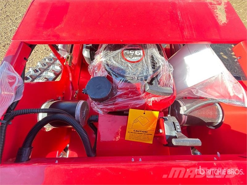 SDLOOL 800 Remote Control Lawn Mower (Unused) 탑승형 잔디깎기