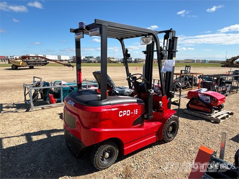  SDLOOL D-15 3300 lb Electric Forklift (Unused) Carrelli elevatori elettrici