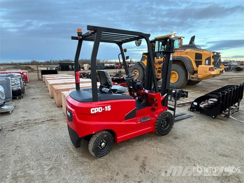  SDLOOL D15 3300 lb Electric Forklift (Unused) شاحنات ذات رافعات شوكية تعمل بالكهرباء