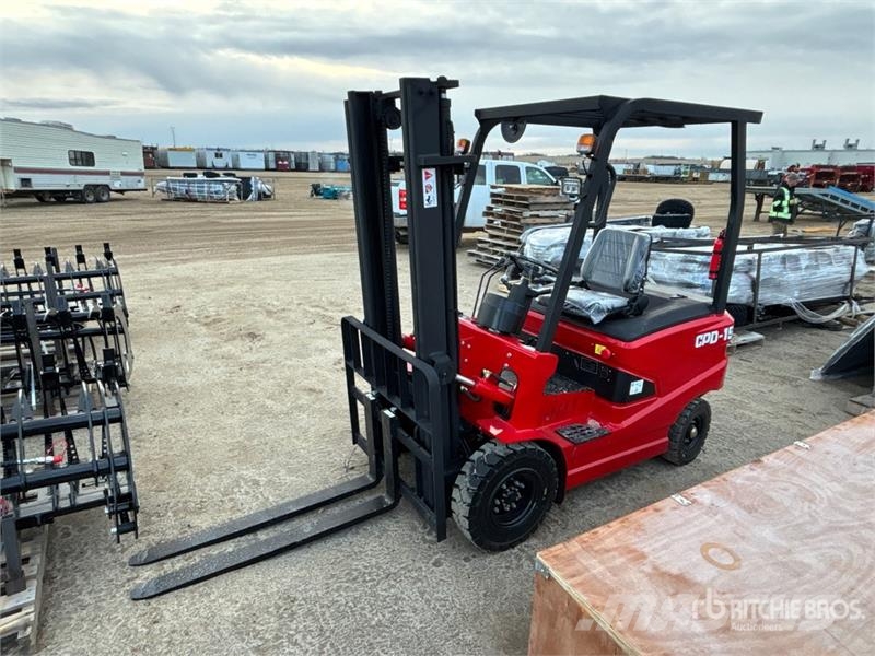  SDLOOL D15 3300 lb Electric Forklift (Unused) شاحنات ذات رافعات شوكية تعمل بالكهرباء