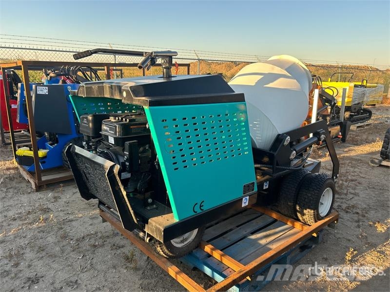 Sdlool MT800 Mobile Concrete Mixer Sonstige Baumaschinen