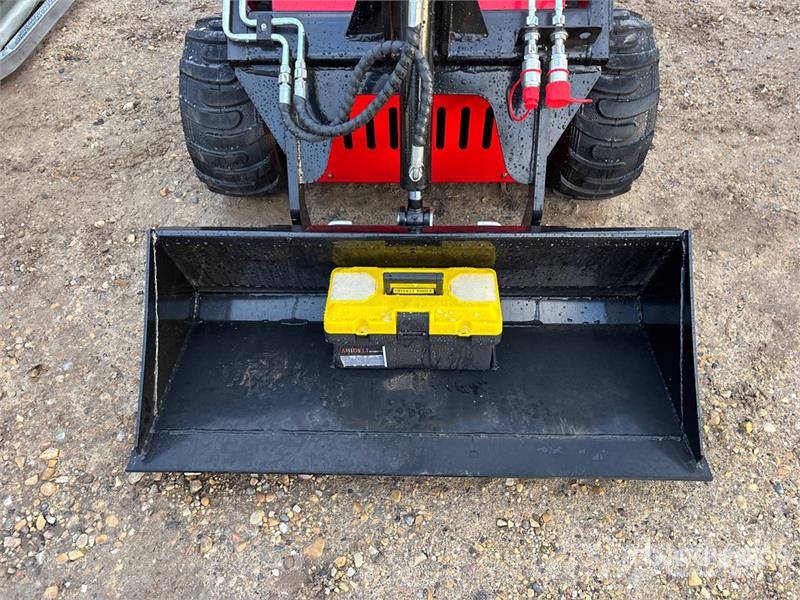 SDLOOL SL-323TZ Mini Skid Steer Loader (Unused) Liukuohjatut kuormaajat