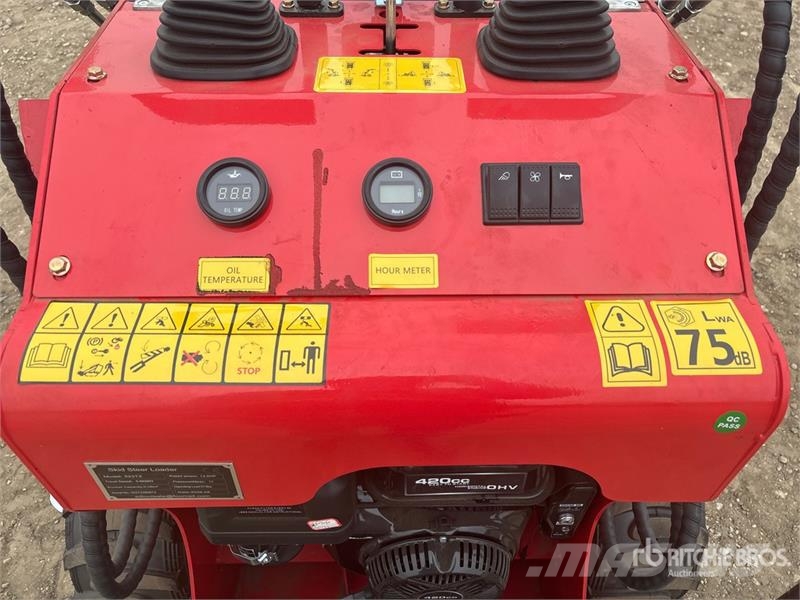  SDLOOL SL-323TZ Mini Skid Steer Loader (Unused) لوادر انزلاقية التوجيه