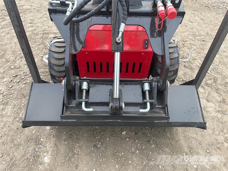  SDLOOL SL-323TZ Mini Skid Steer Loader (Unused) لوادر انزلاقية التوجيه
