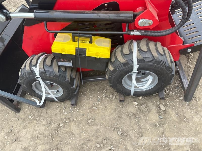  SDLOOL SL-323TZ Mini Skid Steer Loader (Unused) لوادر انزلاقية التوجيه