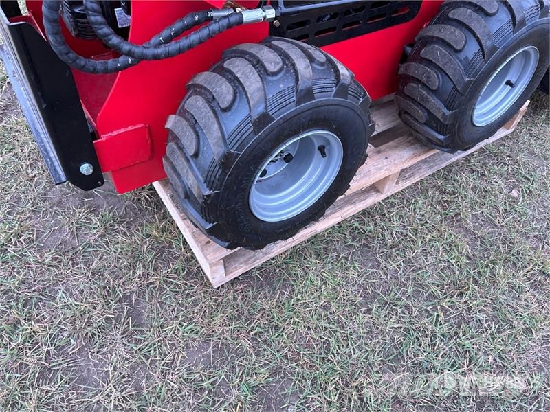  SDLOOL SL-323TZ Mini Skid Steer Loader (Unused) لوادر انزلاقية التوجيه