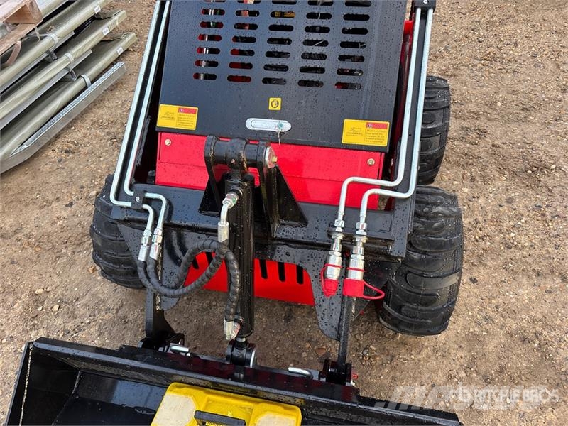 SDLOOL SL-323TZ Mini Skid Steer Loader (Unused) Liukuohjatut kuormaajat