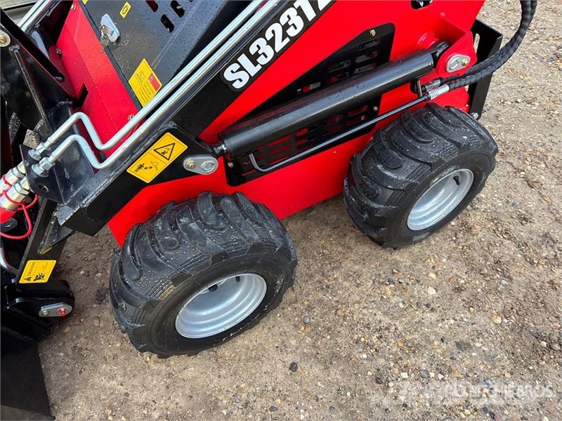 SDLOOL SL-323TZ Mini Skid Steer Loader (Unused) Liukuohjatut kuormaajat