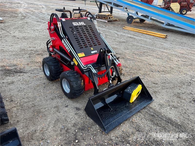 SDLOOL SL-323TZ Mini Skid Steer Loader (Unused) Liukuohjatut kuormaajat