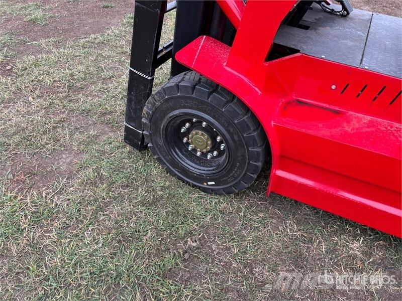  SDLOOL SL-E15 3300 lb Electric Forklift (Unused) شاحنات ذات رافعات شوكية تعمل بالكهرباء